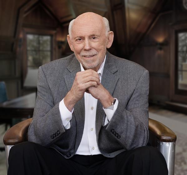 US Real Estate Titans : Meet the top 10 agents Redefining the housing market in the United States