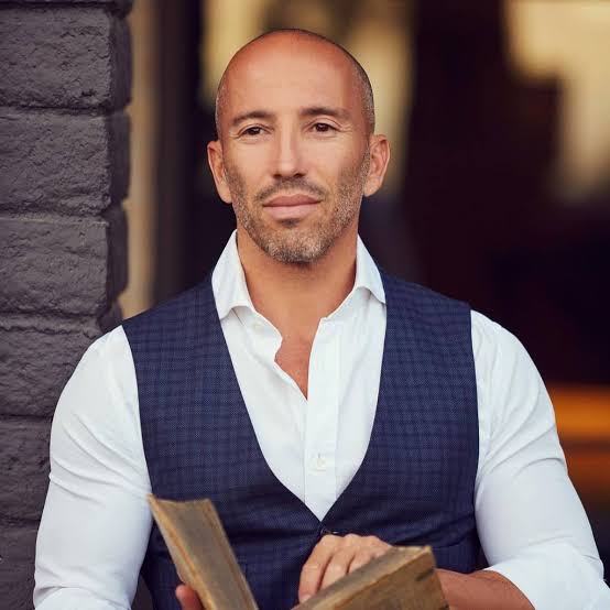 US Real Estate Titans : Meet the top 10 agents Redefining the housing market in the United States